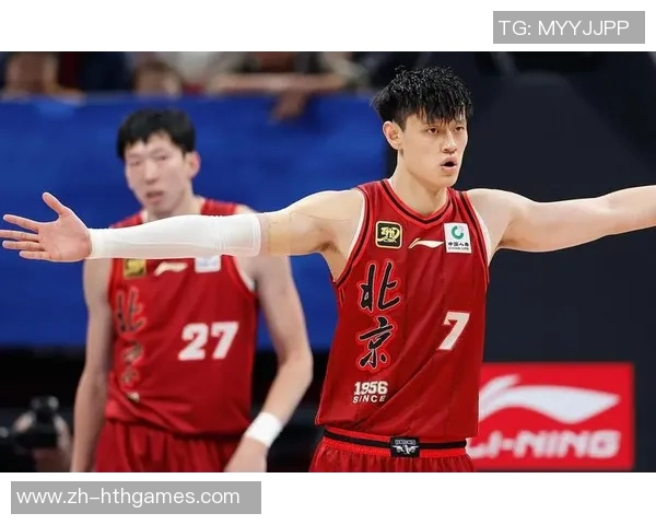 曾凡博全场闪耀13分4盖帽决胜时刻展现攻防实力助队取胜